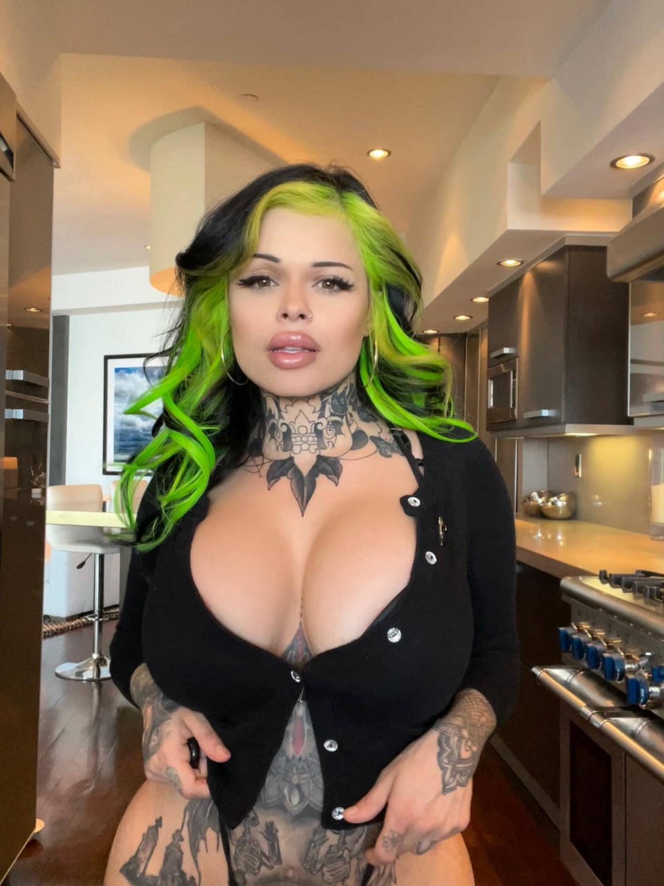 XWife Karen photo 7