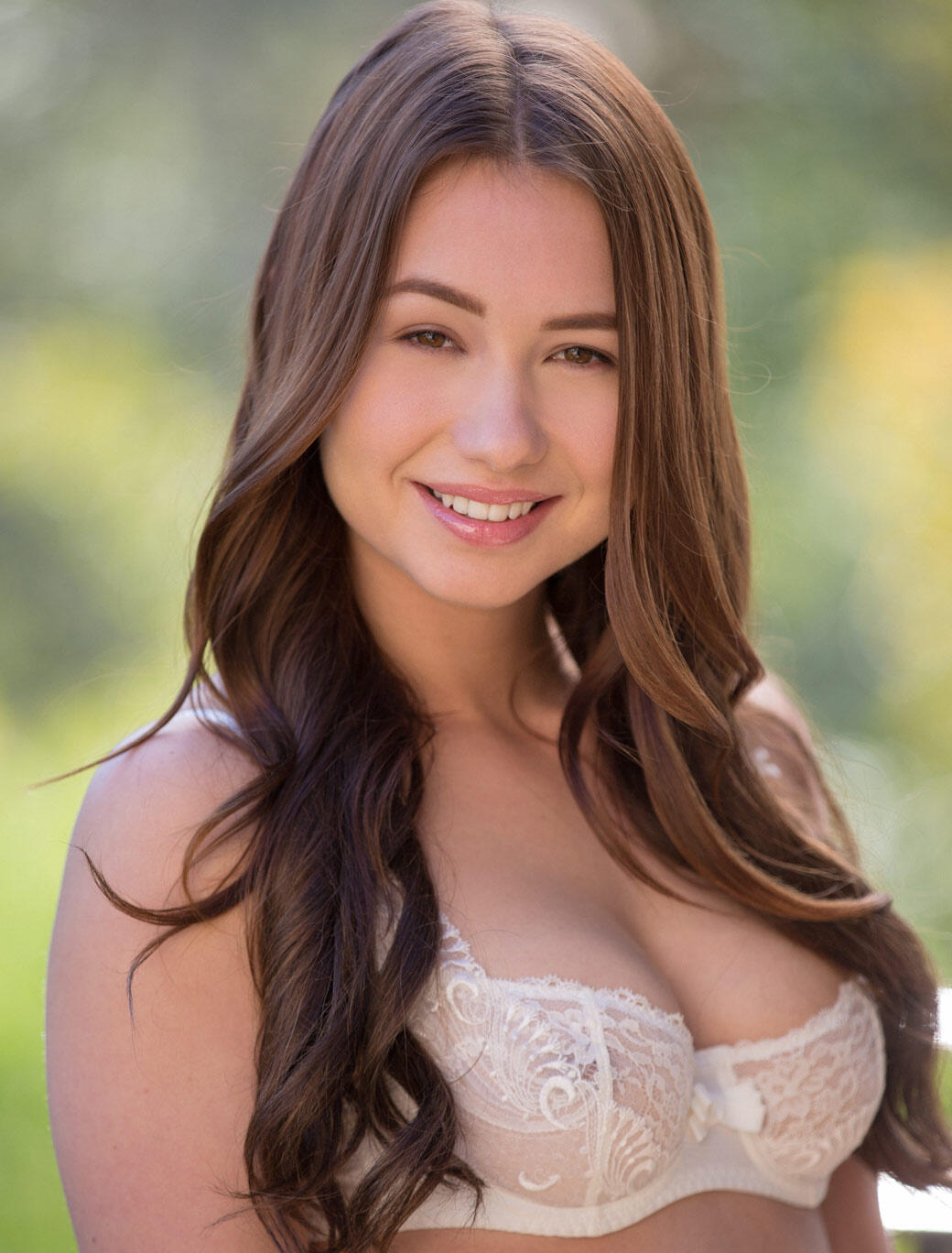 Taylor Sands photo 18