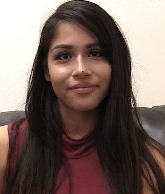 Alyssa — fotos e vídeos +18