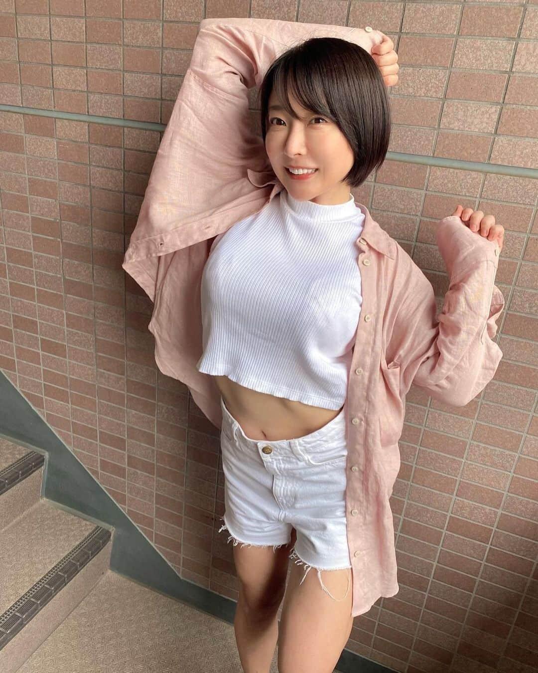 Arisa Hanyu photo 4