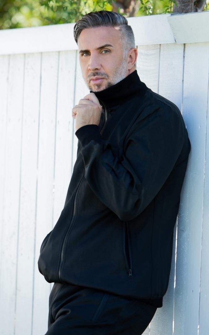 Keiran Lee photo 4