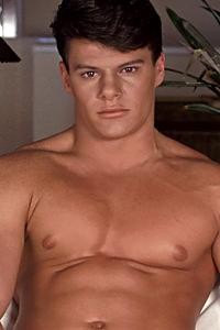 Derek Cruise photo 2