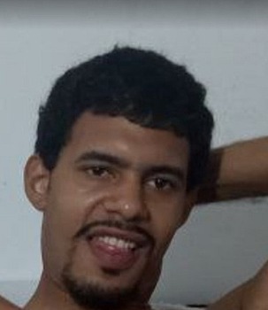 TP-maaxputokarioca-novinho-guloso-se-satisfazendo-com-o-pauzao-preto-do-negao-tatuado
