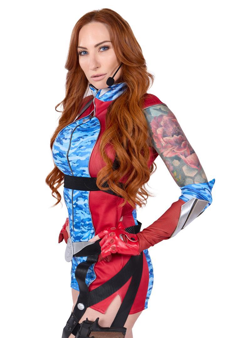 Sophia Locke photo 14