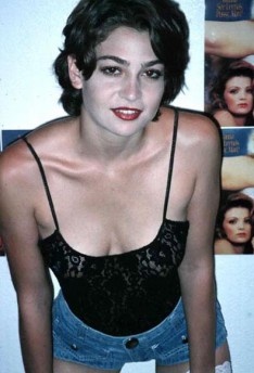 Vanessa Chase photo 2