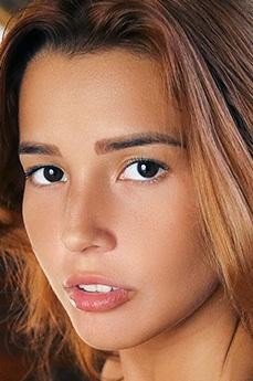 Agatha Vega photo 35