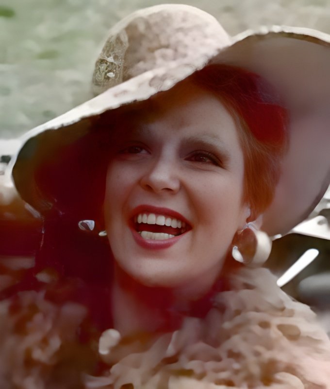 Edna Charles — fotos e vídeos +18
