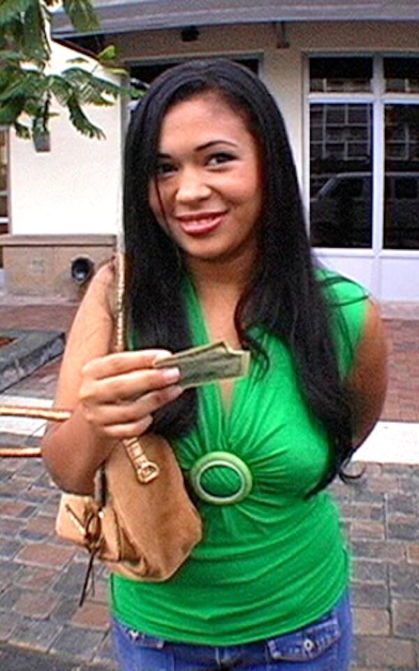 Isabella Cruz photo 4