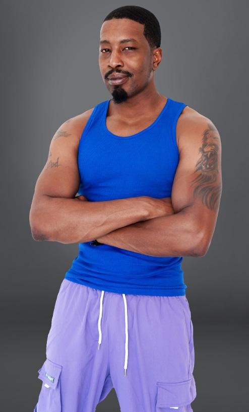 Isiah Maxwell photo 27