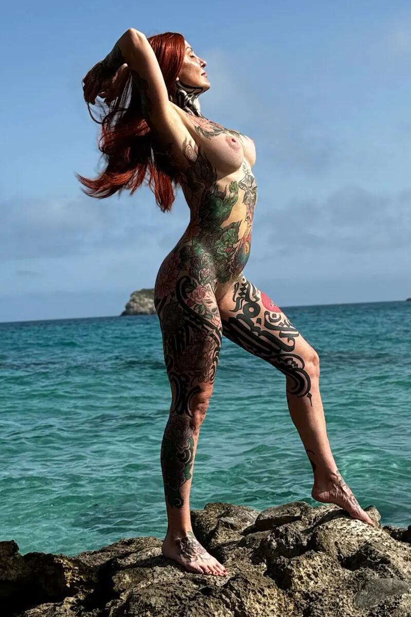 Barbara Grey photo 2