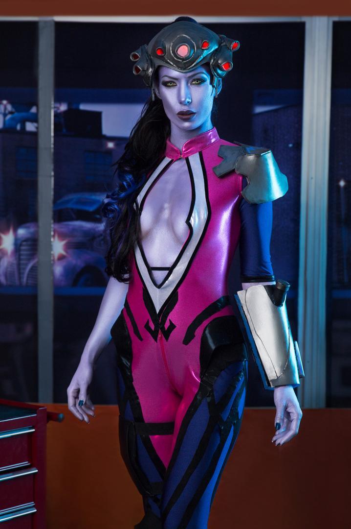 Alexa Tomas photo 31