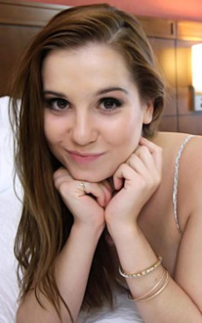 Kasey Warner photo 27