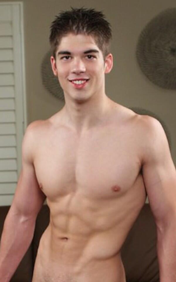 Aiden (Corbin Fisher) — fotos e vídeos +18