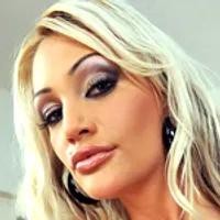 Gladys Laroche photo 14