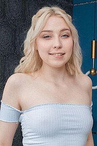 Kira Viburn - profil actrice