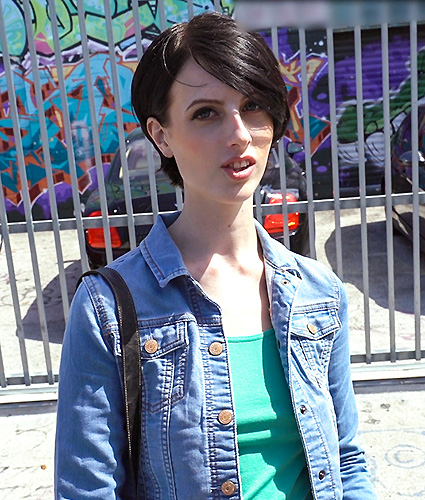 Alex Harper photo 15