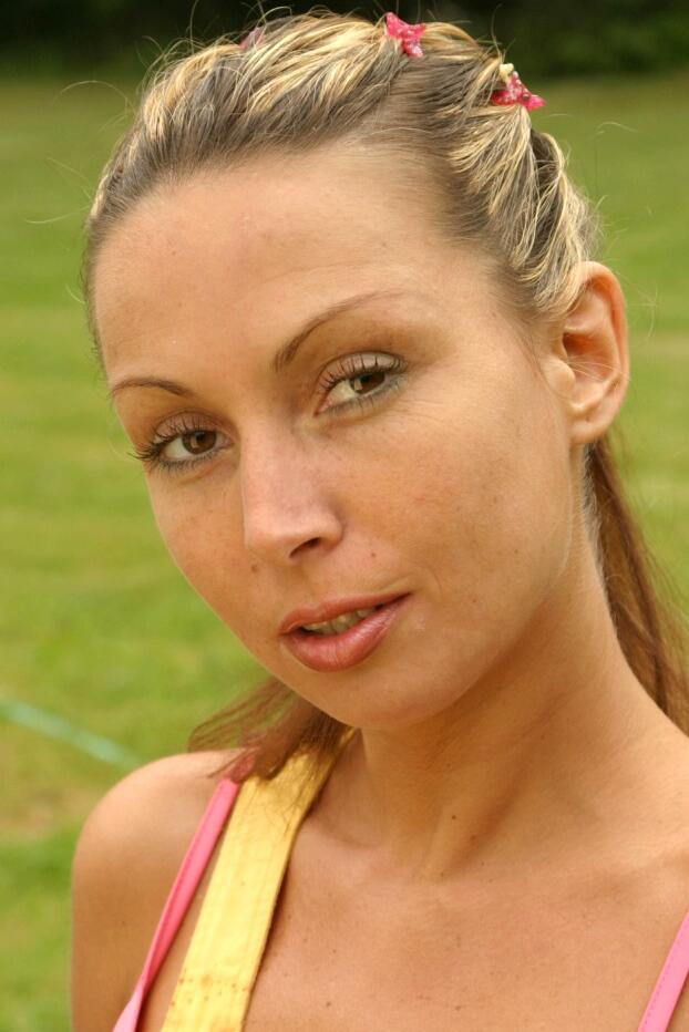 Isabella Gray photo 12