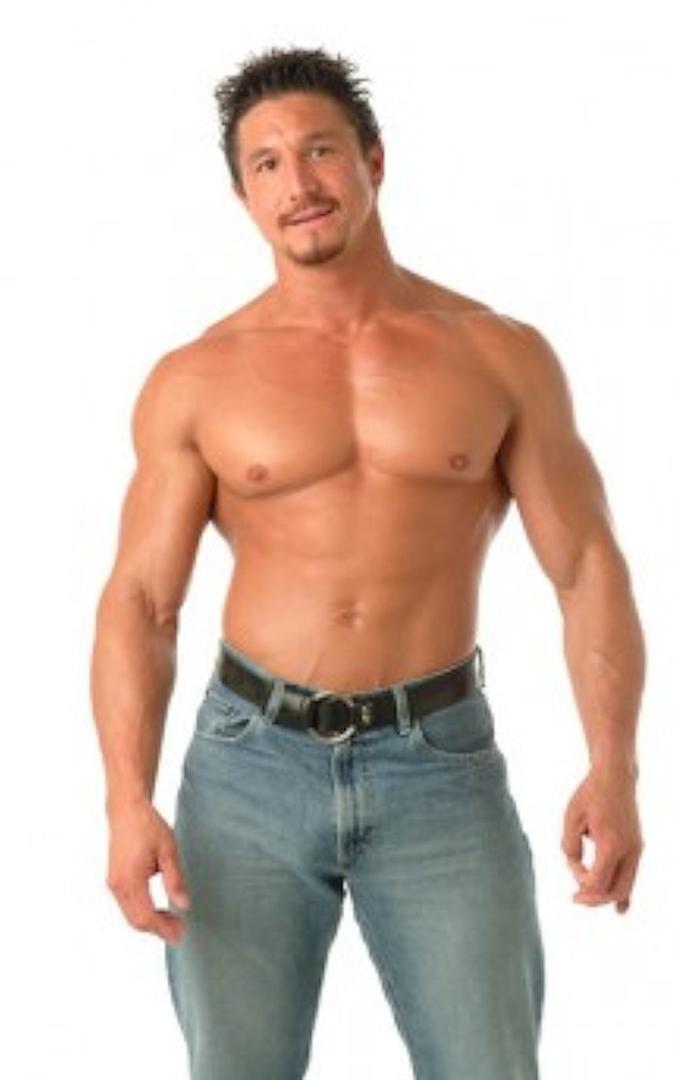 Tommy Gunn photo 15