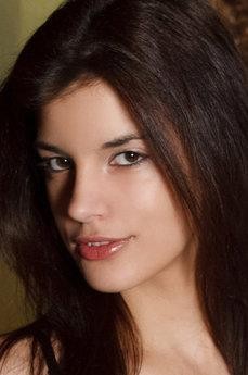 Candice Luca photo 21