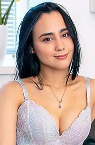 Alice Hernandez photo 16