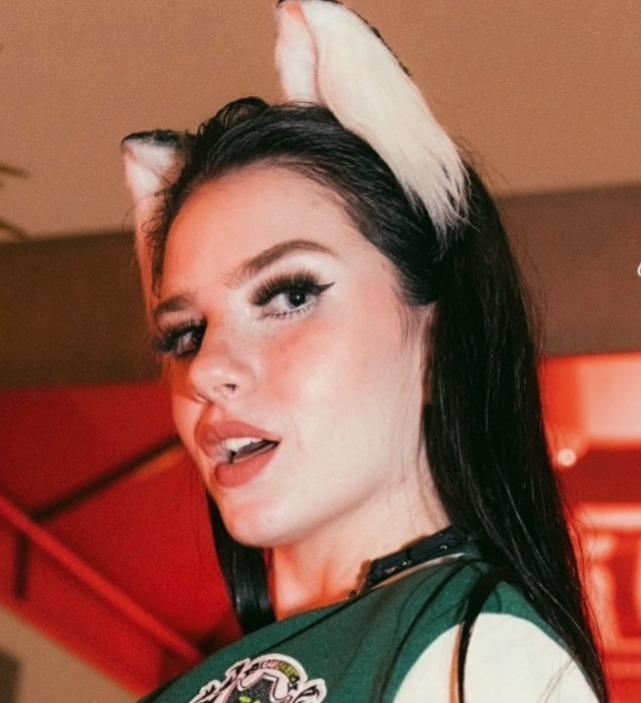 Emma Indica photo 16