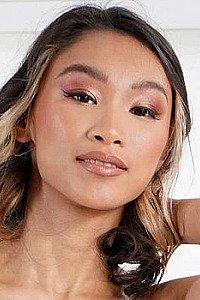 Xoey Li - profil actrice