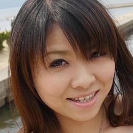 Izumi Maki photo 2