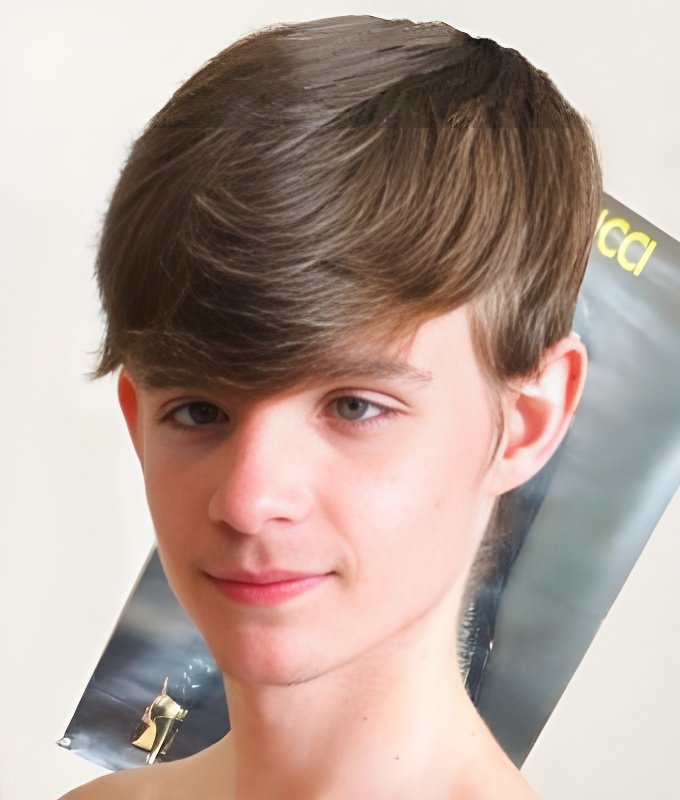 Tyler Moore — fotos e vídeos +18