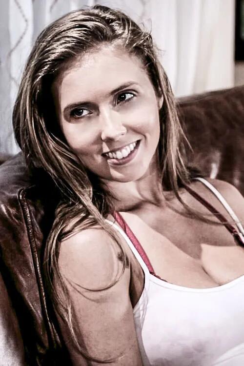 Lena Paul photo 58