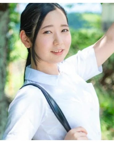 Itsuka Momooka photo 2