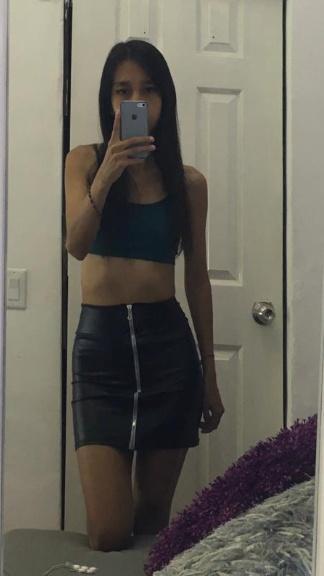 Emma Scott — fotos e vídeos +18