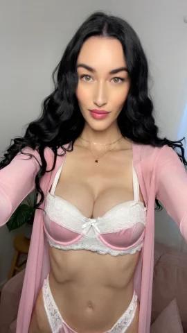Hazel Jett — fotos e vídeos +18