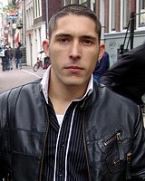 Karlo Karrera