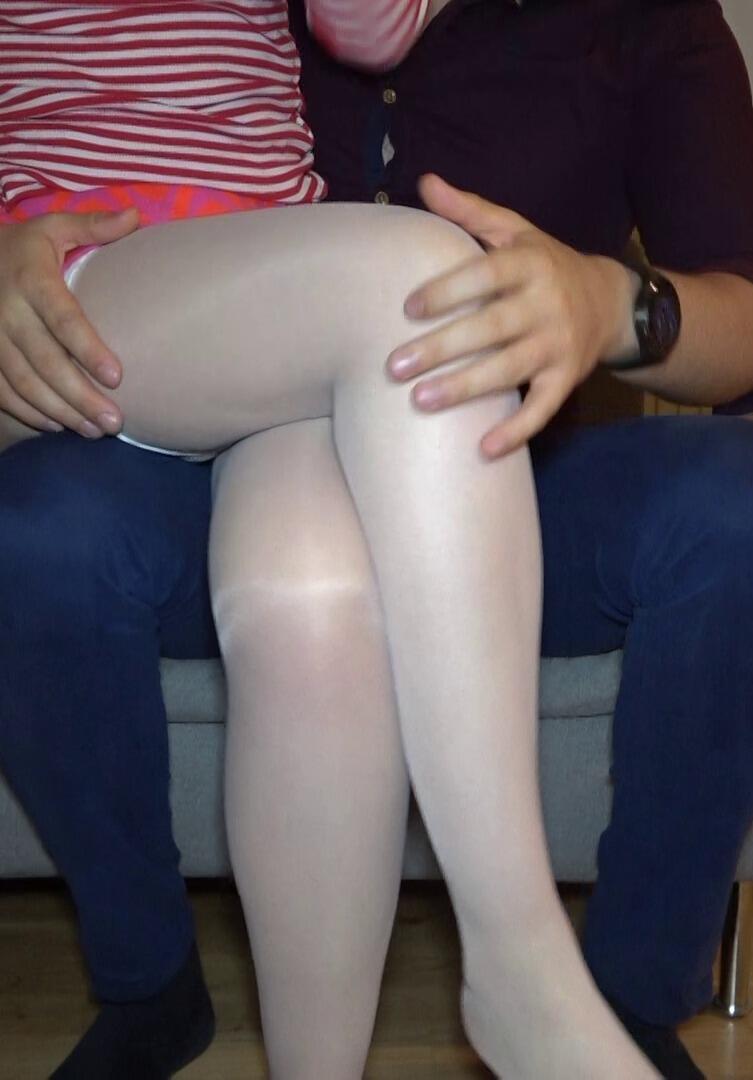 TP-manyvidspforlife1122334-naughty-girl-getting-kneeling-ass-spanking
