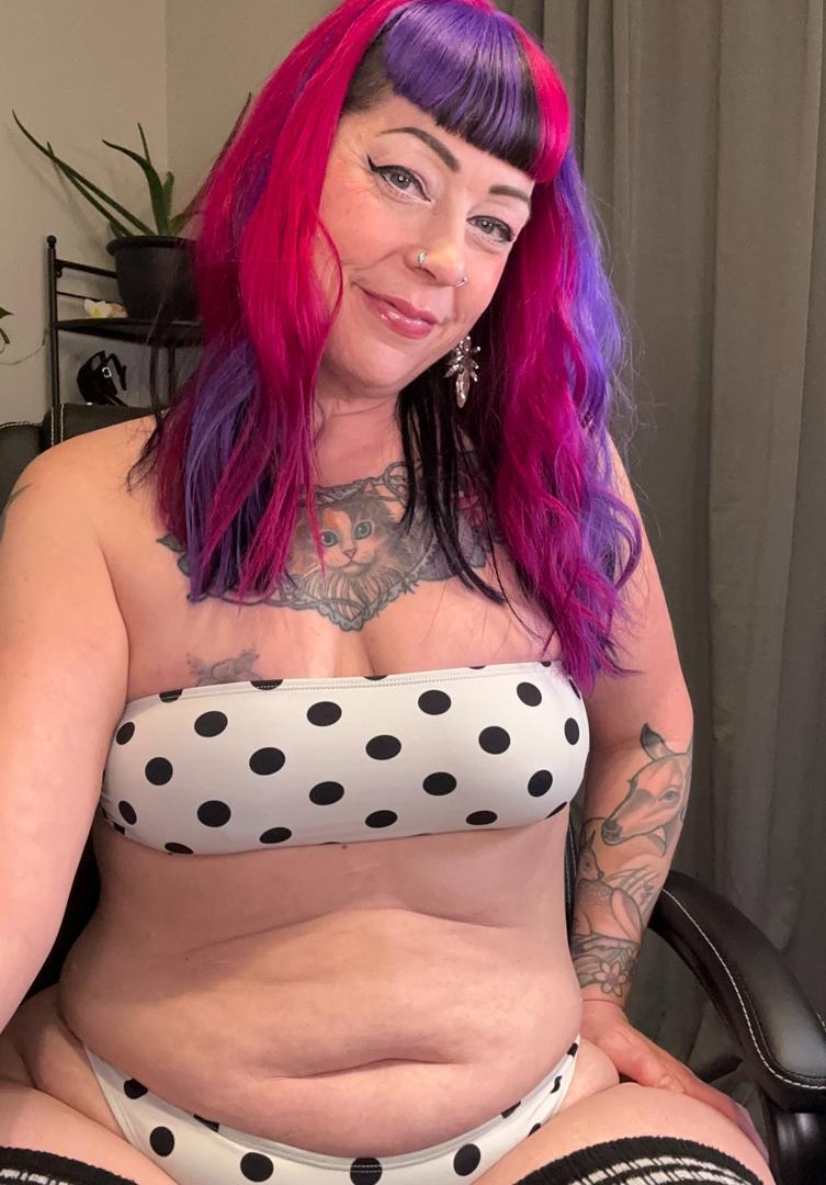 TP-manyvidsskylarbird-bbw-goddess-summons-siren-joi
