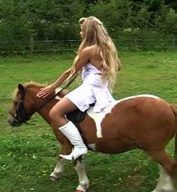 Kinky Carmen Rides the Range