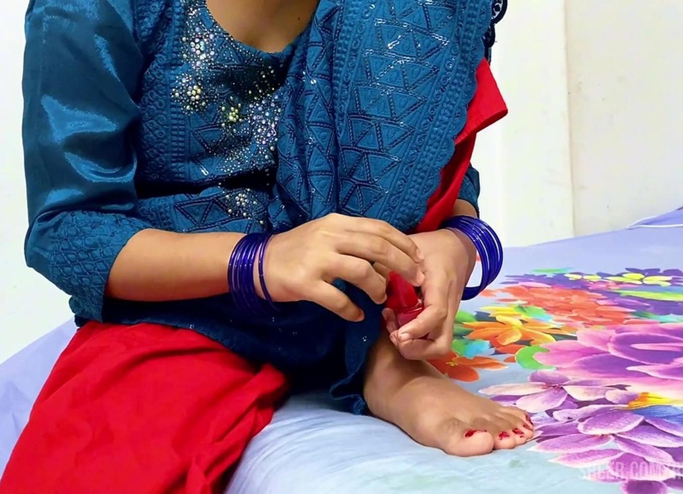 A Muslim Housemaid Is A Poor Girl Fuck My Full Family