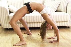 Very Flexible and Sexy Girl