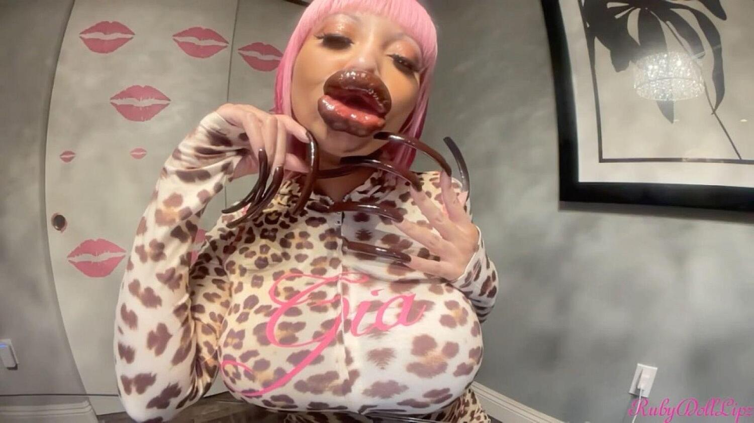 POV Fetish Cocoa Kisses