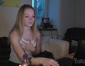 Big Boob Blonde Candle Lit Private Video Chat with a Site Member Masturbation with a Big Glass Dildo