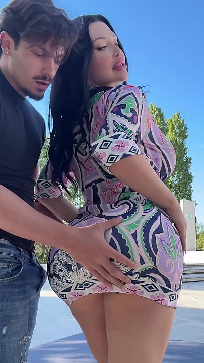 Sex & Sunshine