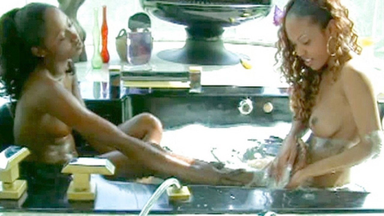 Lacey Duvalle Has A Great Pair Of Feet