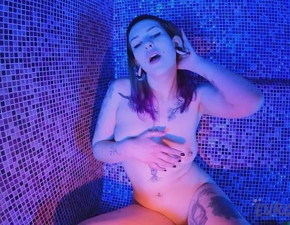 Sam Masturbating With A Dildo In The Sauna