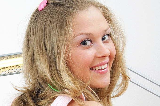 Beautiful Blonde Polly Slowly Fucks Her Tight Teen Ass
