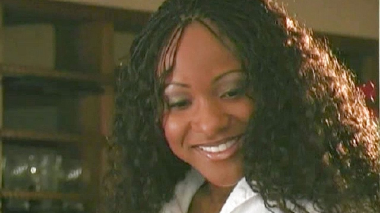 Adina Jewel Is An Ebony Diva