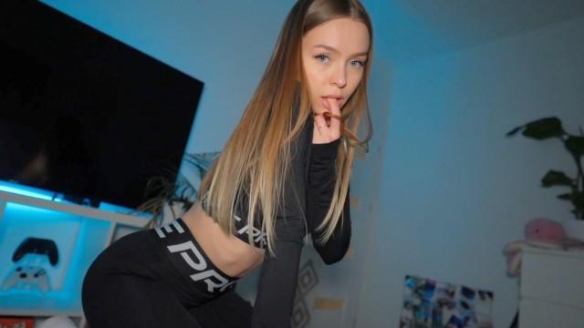 Fucked His Nike Pro Girlfriend Deep In The Mouth