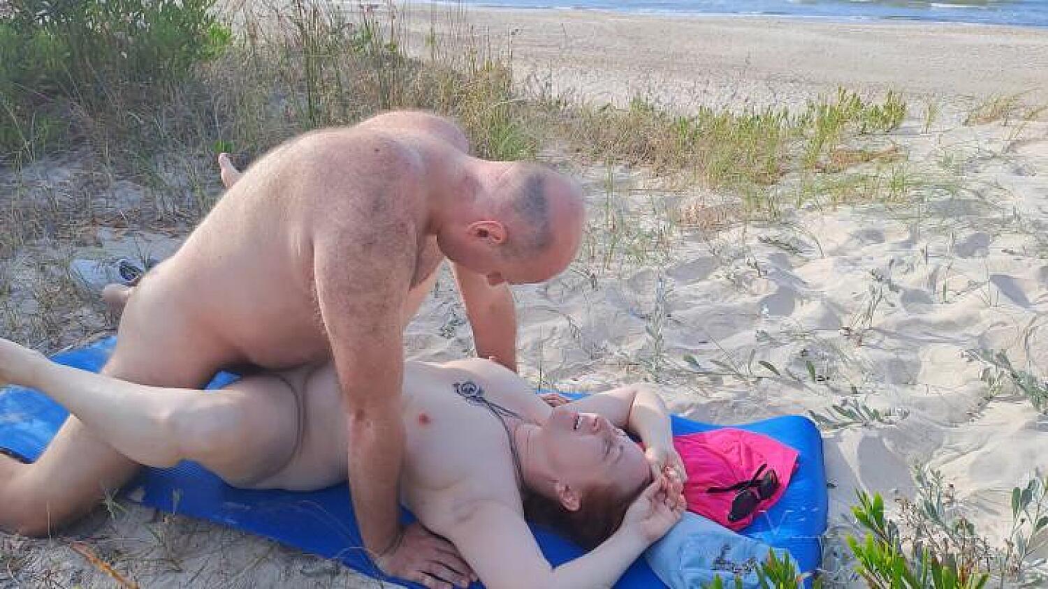 Wild Beach: Solo Play Turned Into Intense Outdoor Sex