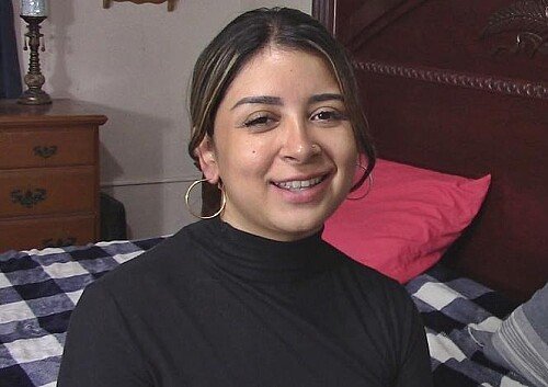 Alyse Model HD Video - CFNM Blowjob