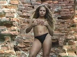 Aspiring Model Shows Her Pussy