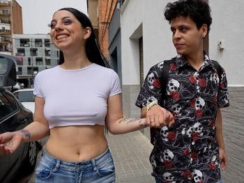 Fuck Your Fan! This Lucky Dude Gets a Fuck with Roma Amor. Envious, Buddies?